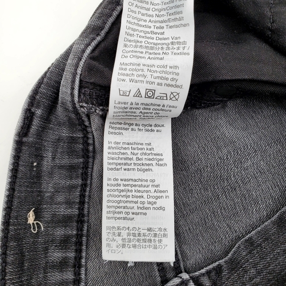 Madewell 9" Mid-Rise Skinny Jeans in Black Sea - Picture 9 of 10